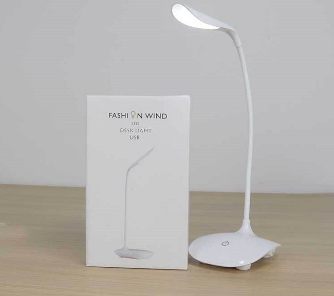 Fashion Style Desk Lamp